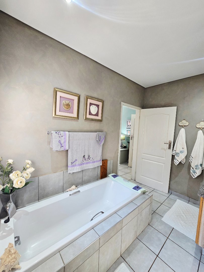 Commercial Property for Sale in Wilkoppies North West